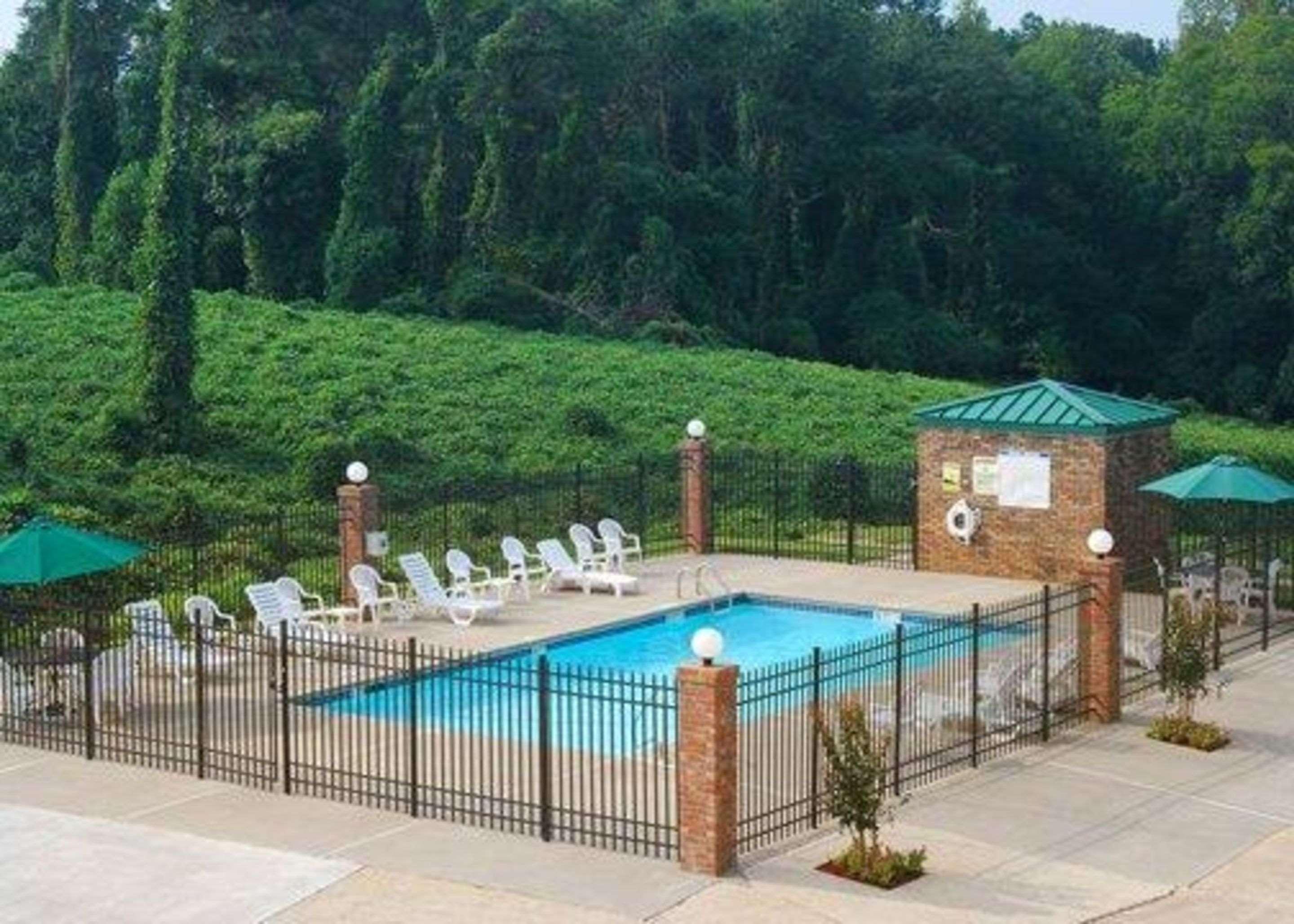 Quality Inn Dahlonega Near University Luaran gambar